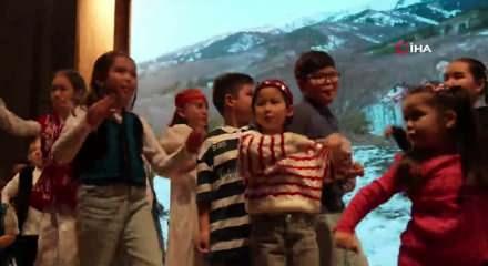 Kazak m&uuml;zik grubu Alatau Serileri, Bağcılar'da b&uuml;y&uuml;k ilgi g&ouml;rd&uuml;