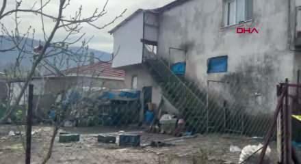 Manisa'da boşanma aşamasındaki eş dehşet sa&ccedil;tı: 4 &ouml;l&uuml;