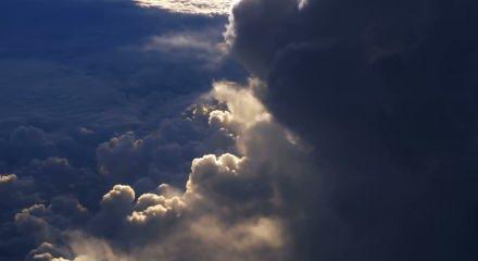 Yağmurlarımız &ccedil;alınıyor mu? &ldquo;Bulut tohumlama&rdquo; iddiasına bilimden net yanıt