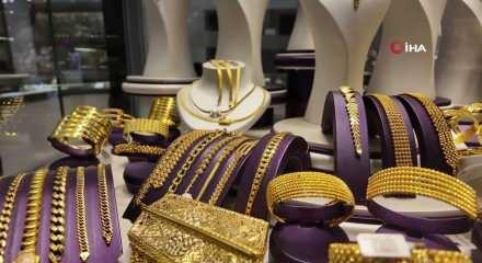 Analistler: Altın bu yıl rekor seviyeleri yeniden test edebilir