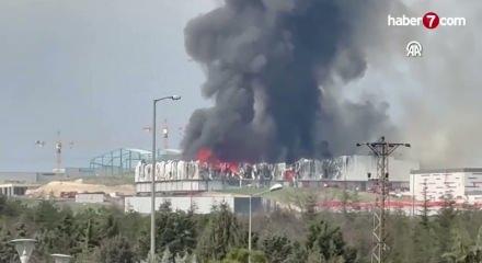 Ankara'da b&uuml;y&uuml;k yangın! &Ccedil;evre il&ccedil;elerden de ekipler b&ouml;lgede!