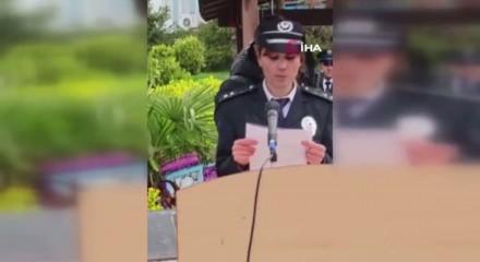 Diyarbakır'da vatandaşlar yağmurda ıslanan polislere şemsiye tuttu! O anlar kamerada