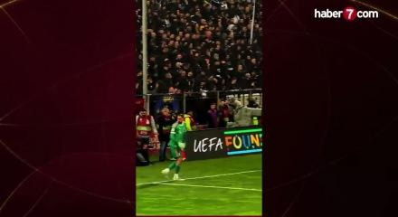 Donnarumma'nın penaltı notlarını alan Bosna Hersekli top toplayıcı g&uuml;ndem oldu