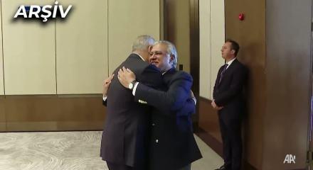 Hakan Fidan Pakistanlı mevkidaşı İshak Dar ile telefonda g&ouml;r&uuml;şt&uuml;