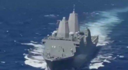 İran: ABD'nin amfibi h&uuml;cum gemisi f&uuml;ze saldırılarıyla hedef alındı