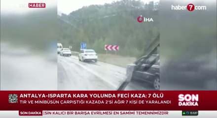 Isparta-Antalya karayolunda feci kaza: 7 &ouml;l&uuml;