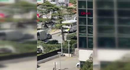 Konsolosluk &ouml;n&uuml;ndeki &ccedil;atışmada polise alay edenler yargı s&uuml;recine tabi tutulacak