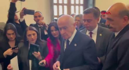 Bah&ccedil;eli'den ara se&ccedil;im a&ccedil;ıklaması: CHP ortalığı karıştırmasın!