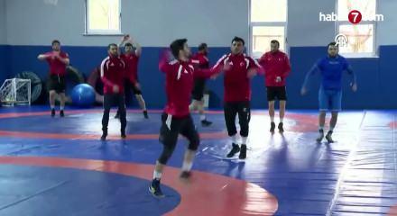 Grekoromen G&uuml;reş Milli Takımı Avrupa şampiyonası &ouml;ncesi basınla buluştu