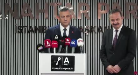 Kemal Kılı&ccedil;daroğlu, &Ouml;zg&uuml;r &Ouml;zel'e selam vermemişti: &Ouml;zel'den a&ccedil;ıklama geldi