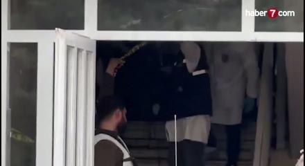 Kahramanmaraş'ta saldırganın cenazesi zırhlı polis aracıyla okuldan &ccedil;ıkarıldı