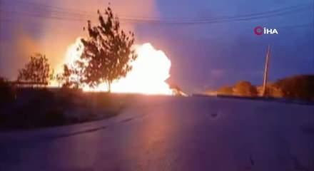 Pakistan'da şiddetli patlama! &Ccedil;ok sayıda &ouml;l&uuml; ve yaralı var