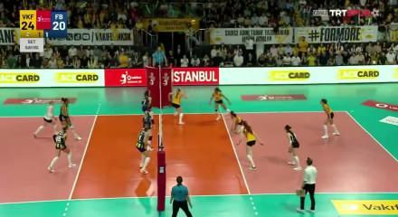 VakıfBank Sultanlar Ligi'nde şampiyon oldu!