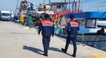 24 ilde g&ouml;&ccedil;men ka&ccedil;ak&ccedil;ılığı operasyonu: 89 tutuklama