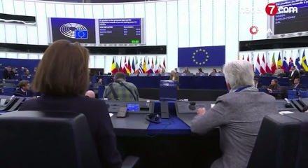 AB&rsquo;den Rusya&rsquo;ya yeni yaptırımlar: Ukrayna&rsquo;ya 90 milyar euroluk destek