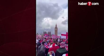 ABD&rsquo;li Valentina Gomez'in İngiltere'ye girişi yasakladı