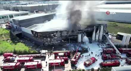 Ankara'nın Sincan il&ccedil;esinde, boya fabrikasında yangın