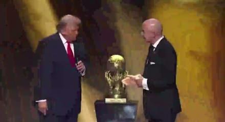 Donald Trump&rsquo;tan FIFA&rsquo;ya akılalmaz İran teklifi!