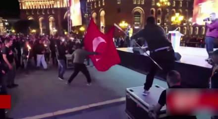 Ermenistan'daki bayrak provokasyonunu Paşinyan kınadı