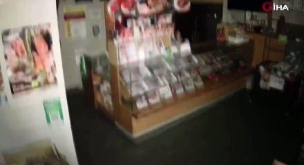 Japonya 7,4 b&uuml;y&uuml;kl&uuml;ğ&uuml;ndeki depremle sarsıldı