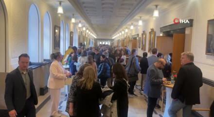 Kiel&rsquo;de tarihi g&uuml;n: T&uuml;rk k&ouml;kenli Samet Yılmaz belediye başkanı oldu