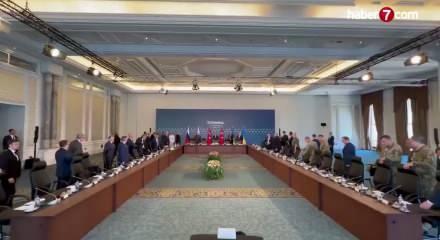 Kiev&rsquo;den barış atağı: Zelenskiy-Putin zirvesi i&ccedil;in T&uuml;rkiye devrede