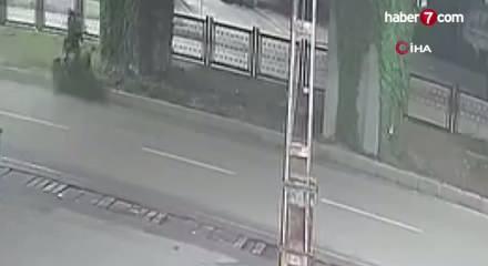 Kontrolden &ccedil;ıkan motosiklet &ouml;l&uuml;m getirdi: Gen&ccedil; kızın tabutuna duvak &ouml;rt&uuml;ld&uuml;