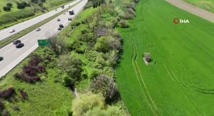 "Otoyola 5 yaşında &ccedil;ocuk bırakıldı" ihbarı ekipleri alarma ge&ccedil;irdi