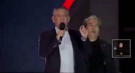 &Ouml;zg&uuml;r &Ouml;zel'den siyasilere tehdit! 