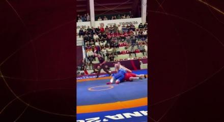 Rıza Kayaalp, Ermeni rakibini 78&rsquo;inci saniyede tuş etti