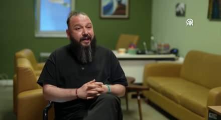 Roman tiyatrocudan "Gırgiriye" gibi oyunların Romanları değersiz g&ouml;sterdiği eleştirisi