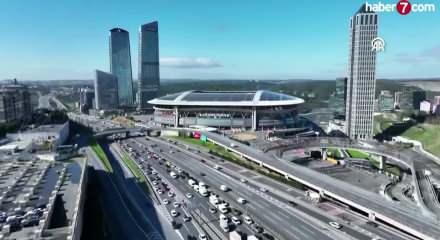 Son dakika: Galatasaray-Fenerbah&ccedil;e ma&ccedil;ının VAR hakemi a&ccedil;ıklandı