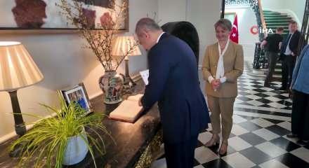 T&uuml;rkiye ve İngiltere anlaşma sağladı! Bakan Fidan imzayı attı