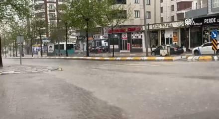 Yurtta sağanak ve fırtına alarmı: Sıcaklıklar d&uuml;ş&uuml;yor