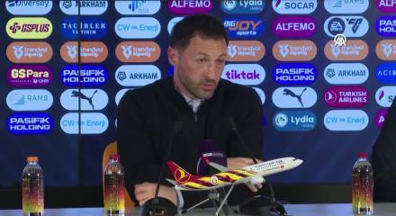 Fenerbah&ccedil;e'de g&ouml;revine son verilen Domenico Tedesco tazminatını almama kararı aldı