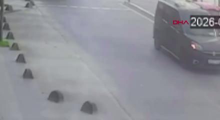 Okul yolunda dehşet: 12 yaşındaki Ecrin İETT otob&uuml;s&uuml;n&uuml;n altında kaldı