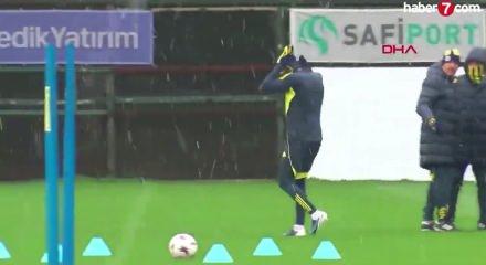 Fenerbah&ccedil;e - Başakşehir! Muhtemel 11'ler