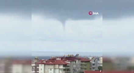 Hortum paniği: Kentin her yerinden g&ouml;r&uuml;ld&uuml;!