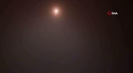 İran ordusu ABD &uuml;slerini yerle bir etti! K&ouml;rfez &uuml;lkelerinde milyarlarca dolar buhar oldu