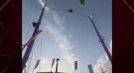 İspanya'daki fuarda d&uuml;zenlenen eğlence korkuyla son buldu! Dev sapan kopunca ortalık karıştı