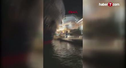İstanbul'da geminin karaya oturduğu anlar: Hasar verdiği yalının sahibi belli oldu