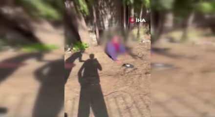 İzmir'de yaşlı adamın suratına tekme atan saldırganlar serbest bırakıldı