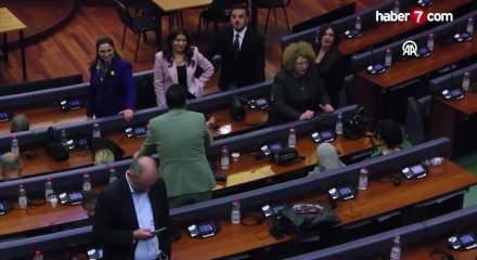 Kosova'da cumhurbaşkanını se&ccedil;ilemedi!