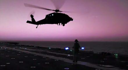 ABD ordusundan ticari gemiye &ccedil;ıkartma