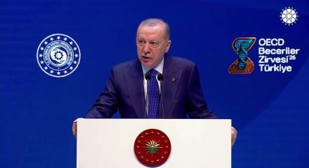 Cumhurbaşkanımız Recep Tayyip Erdoğan gittik&ccedil;e yaşlanan n&uuml;fusa dikkat &ccedil;ekti