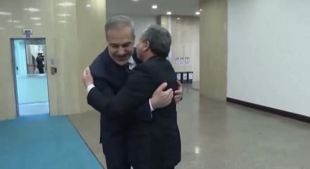Bakan Hakan Fidan İranlı mevkidaşı ile g&ouml;r&uuml;şt&uuml;...