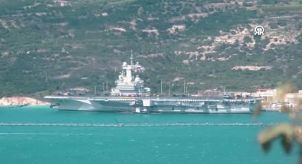 Fransa'dan son dakika H&uuml;rm&uuml;z hamlesi! Savaş gemileri harekete ge&ccedil;ti