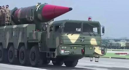Pakistan'dan 'n&uuml;kleer' uyarı: 'D&uuml;şmanca planlar bertaraf edilecektir'