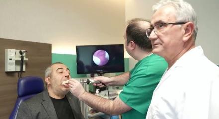 Yanak şişliği ve şiddetli ağrının nedeni t&uuml;k&uuml;r&uuml;k bezi &ccedil;ıktı 