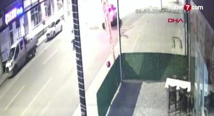 Adana'da alkoll&uuml; s&uuml;r&uuml;c&uuml; dehşet sa&ccedil;tı! 20 yaşındaki Arda hayatını kaybetti